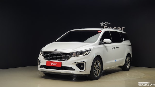 Kia Carnival 9-Seater Prestige 2019 года из Кореи