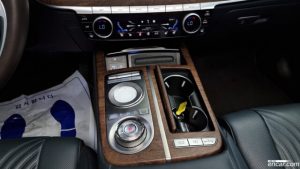 Genesis G80 Бензин 3.5 Turbo AWD 2021 года из Южной Кореи