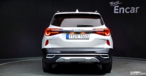 Kia Seltos Дизель 1.6 2WD 2022 года из Южной Кореи