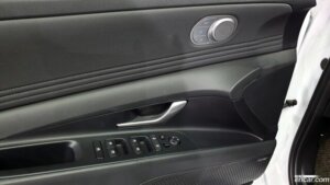 Hyundai AVANTE 1.6 2021 года из Южной Кореи