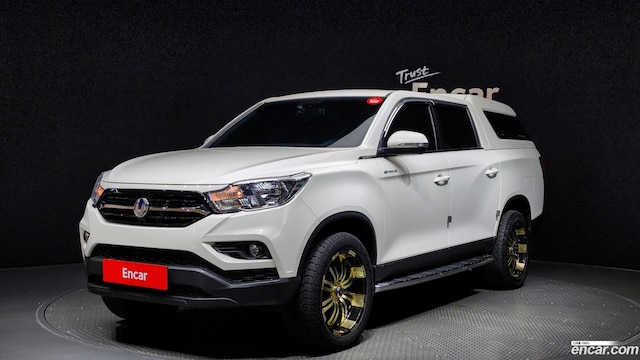 Ssangyong Rexton Дизель 2.2 4WD 2021 года из Кореи