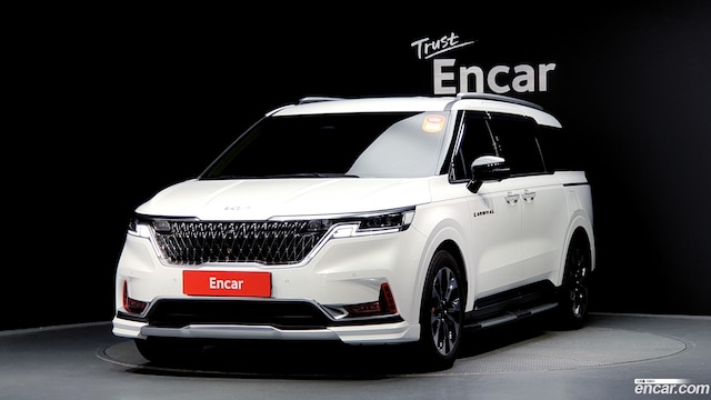 Kia Carnival 9-Seater Noblesse 2021 года из Кореи