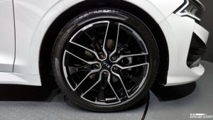 Kia K5 1.6 Turbo 2021 года из Южной Кореи