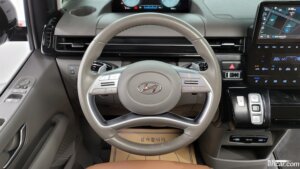 Hyundai Staria 9-Seater 2022 года из Южной Кореи