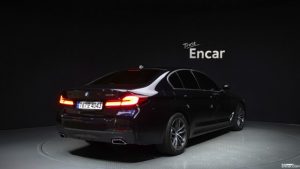 BMW 5-Series 520i M Sport 2022 года из Южной Кореи