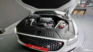 Genesis GV70 2.5T Бензин AWD 2022 года из Южной Кореи