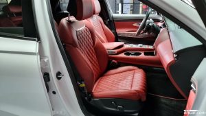 Genesis GV70 2.5T Бензин AWD 2022 года из Южной Кореи