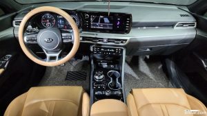Kia K5 2.0 2021 года из Южной Кореи