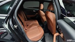 Audi A4 40 TFSI Premium 2021 года из Южной Кореи