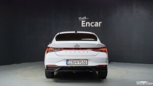 Hyundai AVANTE 1.6 2021 года из Южной Кореи