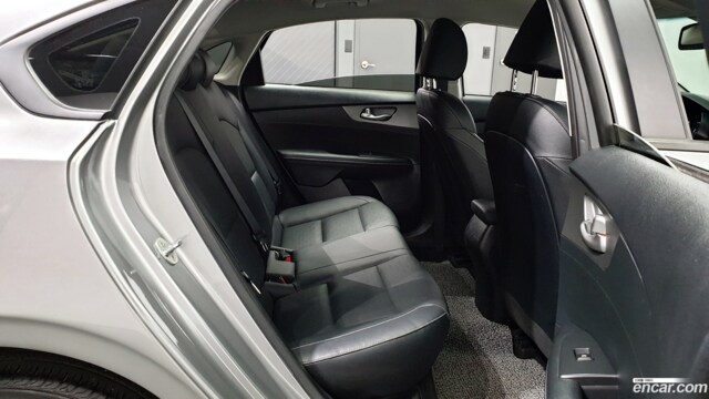 33409070_010.jpg Kia K3 Luxury 2019 года из Южной Кореи
