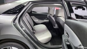 Hyundai AVANTE 1.6 2021 года из Южной Кореи