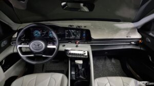 Hyundai AVANTE 1.6 2021 года из Южной Кореи