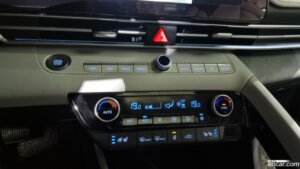 Hyundai AVANTE 1.6 2021 года из Южной Кореи