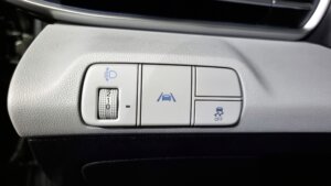 Hyundai AVANTE 1.6 2021 года из Южной Кореи