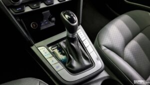 Hyundai AVANTE 1.6 2020 года из Южной Кореи