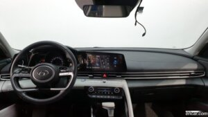 Hyundai AVANTE 1.6 2021 года из Южной Кореи