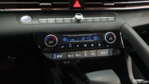 Hyundai AVANTE 1.6 2021 года из Южной Кореи