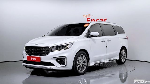 Kia Carnival 7-Seater Limousine 2019 года из Кореи