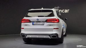 BMW X5 xDrive 40i M Sport 2022 года из Южной Кореи