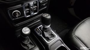 Jeep Wrangler 2.0 Overland Unlimited Top 4Door 2020 года из Южной Кореи