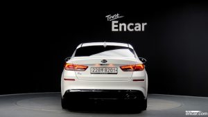 Kia K5 2.0 2020 года из Южной Кореи