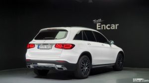 Mercedes-Benz GLC-Class GLC220 d 4MATIC 2021 года из Южной Кореи