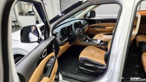 Kia Carnival Бензин 11-Seater Prestige 2022 года из Южной Кореи
