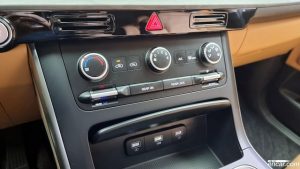 Kia Carnival Бензин 11-Seater Prestige 2022 года из Южной Кореи