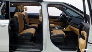 Kia Carnival 9-Seater Signature 2022 года из Южной Кореи