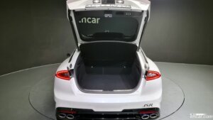 Kia Stinger 3.3 Turbo AWD 2020 года из Южной Кореи