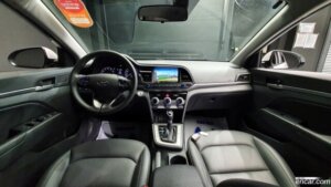 Hyundai AVANTE 1.6 2020 года из Южной Кореи