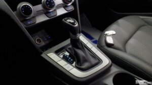 Hyundai AVANTE 1.6 2020 года из Южной Кореи