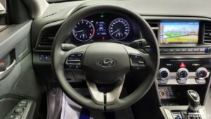 Hyundai AVANTE 1.6 2020 года из Южной Кореи