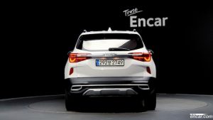 Kia Seltos Бензин 1.6 Turbo 2WD 2022 года из Южной Кореи
