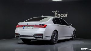 BMW 7-Series 740i M Sport 2021 года из Южной Кореи