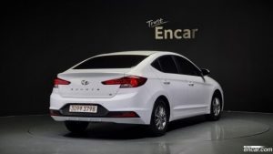 Hyundai AVANTE 1.6 2020 года из Южной Кореи