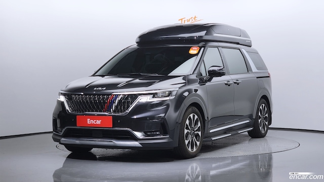 Kia Carnival 9-Seater Signature 2021 года из Кореи