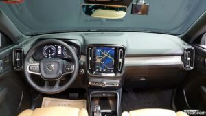 Volvo XC40 T4 Inscription 2020 года из Южной Кореи