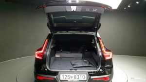Volvo XC40 T4 Inscription 2020 года из Южной Кореи