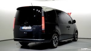 Hyundai Staria 9-Seater 2022 года из Южной Кореи