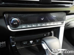 Kia Seltos Бензин 1.6 Turbo 2WD 2020 года из Южной Кореи