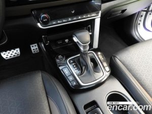 Kia Seltos Бензин 1.6 Turbo 2WD 2020 года из Южной Кореи