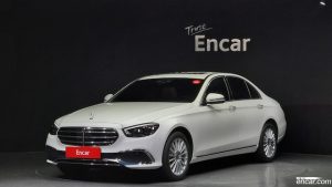 Mercedes-Benz E-Class E220d 4MATIC Exclusive 2022 года из Южной Кореи