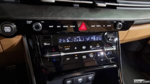 Kia Carnival Бензин 7-Seater Signature 2023 года из Южной Кореи