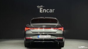 Hyundai AVANTE 1.6 2021 года из Южной Кореи