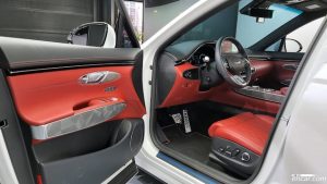 Genesis GV70 2.5T Бензин AWD 2023 года из Южной Кореи