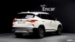 Kia Seltos Бензин 1.6 Turbo 2WD 2022 года из Южной Кореи
