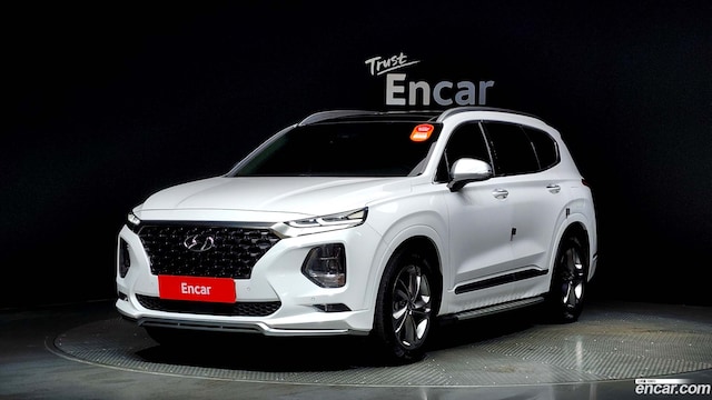 Hyundai Santafe Бензин 2.0T 2WD 2019 года из Кореи