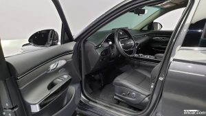 Genesis GV70 2.2 Дизель 2WD 2022 года из Южной Кореи